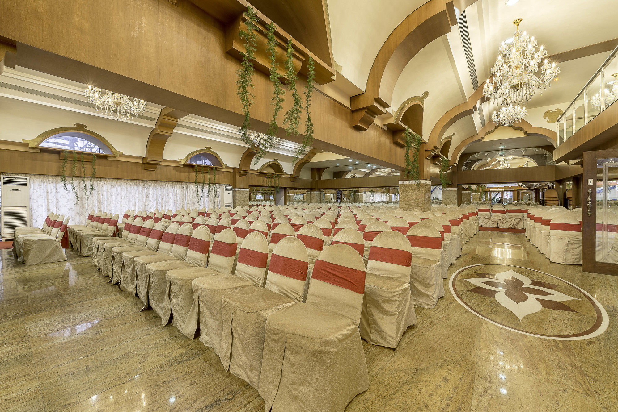 فندق Treebo Crystal Castle بنغالور المظهر الخارجي الصورة